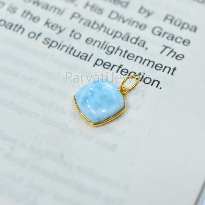 18k Solid Gold Natural Larimar Gemstone Charm, 18k Gold Charm Larimar, Gold Charm, Minimalist Gold Charm, Larimar Gold Charm For Jewelry