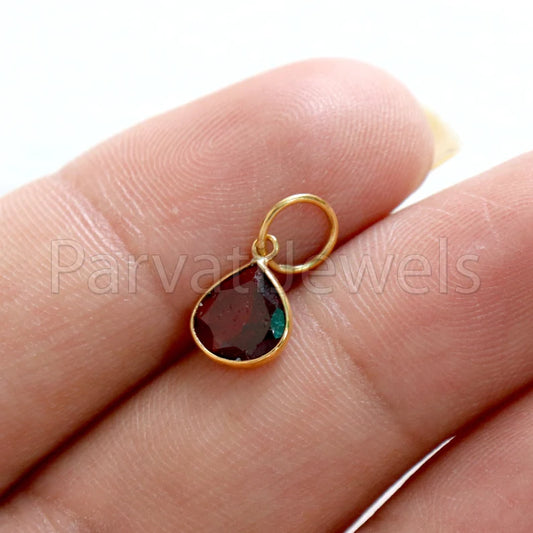 Garnet Charm, 18k Solid Gold Charm, Natural Garnet Charm, Gold Charm, Charm Pendant, Charm Necklace, Handmade Gold Charm