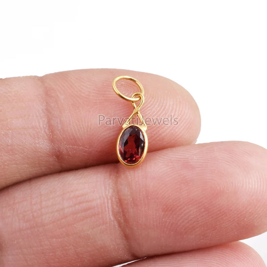 18K Solid Gold Garnet Gemstone Charm, 18K Solid Gold Charm, Natural Garnet Charm, Gold Charm, Charm Pendant, Charm Necklace, Gift Jewelry