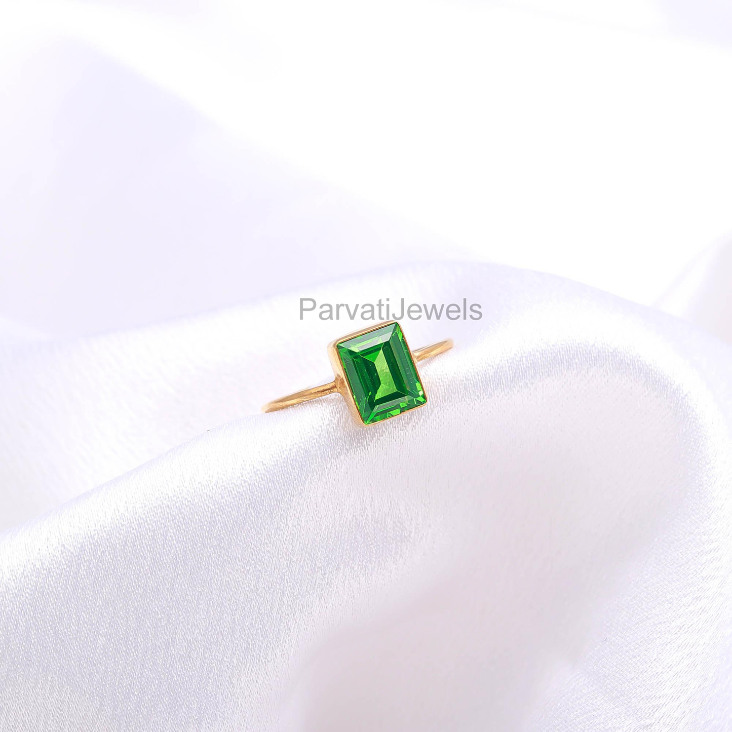 AA Peridot Gold Ring, 18K Solid Gold Ring, Handcrafted Ring, August Birthstone Ring, Gold Jewelry, Thin Gold Ring, Ring for her
