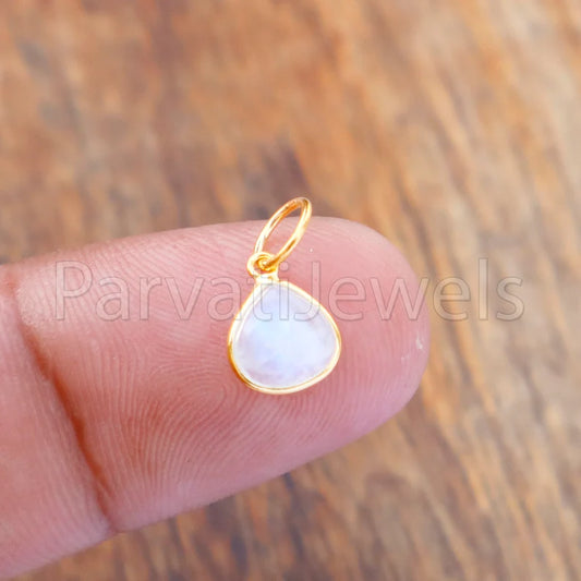 Natural Rainbow Moonstone Charm, 18k Solid Gold Charm, Blue Moonstone Charm, Gold Charm, Charm Pendant, Charm Necklace, Handmade Gold Charm