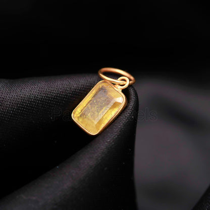 Natural Sapphire Charm, Solid 18k Gold Charm, Gold Charms, Sapphire Charm Pendant, Gold Charm Pendant, Handmade Charm Necklace, Gift For Mom