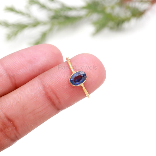 Natural Kyanite Oval Gold Ring, 18k Solid Gold Ring, Handmade Gold Ring, Kyanite Engagement Ring, Dainty Gold Ring