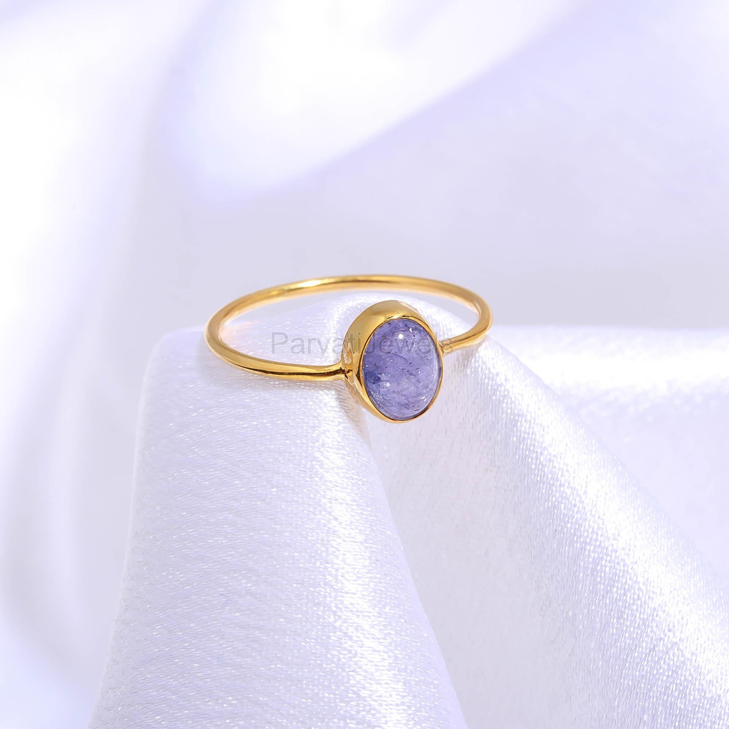 Natural Tanzanite Ring, Solid 18k Gold Ring, Handmade Ring, Tanzanite Band Ring, December Birthstone Ring, 18K Gold Ring, gift for her,