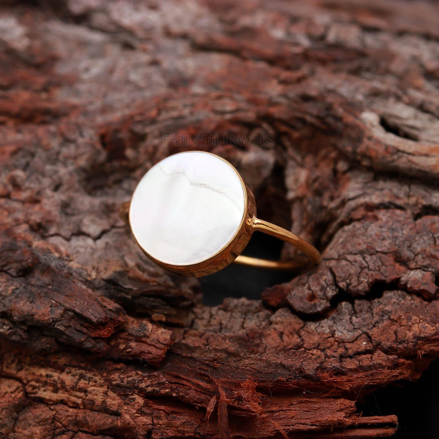 Natural Mother Of Pearl Gold Ring, 18K Solid Gold Ring, Handcrafted Ring, Mother Of Pearl Gold Ring, Dainty Gold Ring, June Birthstone Ring