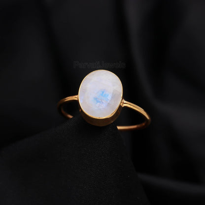 Natural Rainbow Moonstone Ring, 18k Solid Gold Ring, Handmade Gold Ring, Rainbow Moonstone Gold Ring, Gift For Women, Dainty Gold Ring