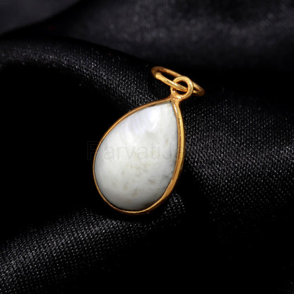 Natural Malachite Charm, 18k Solid Gold Charm, Gold Charm, Charm Pendant, White Malachite Charm, Handmade Charm Pendant, Size 7x10 mm Charm,