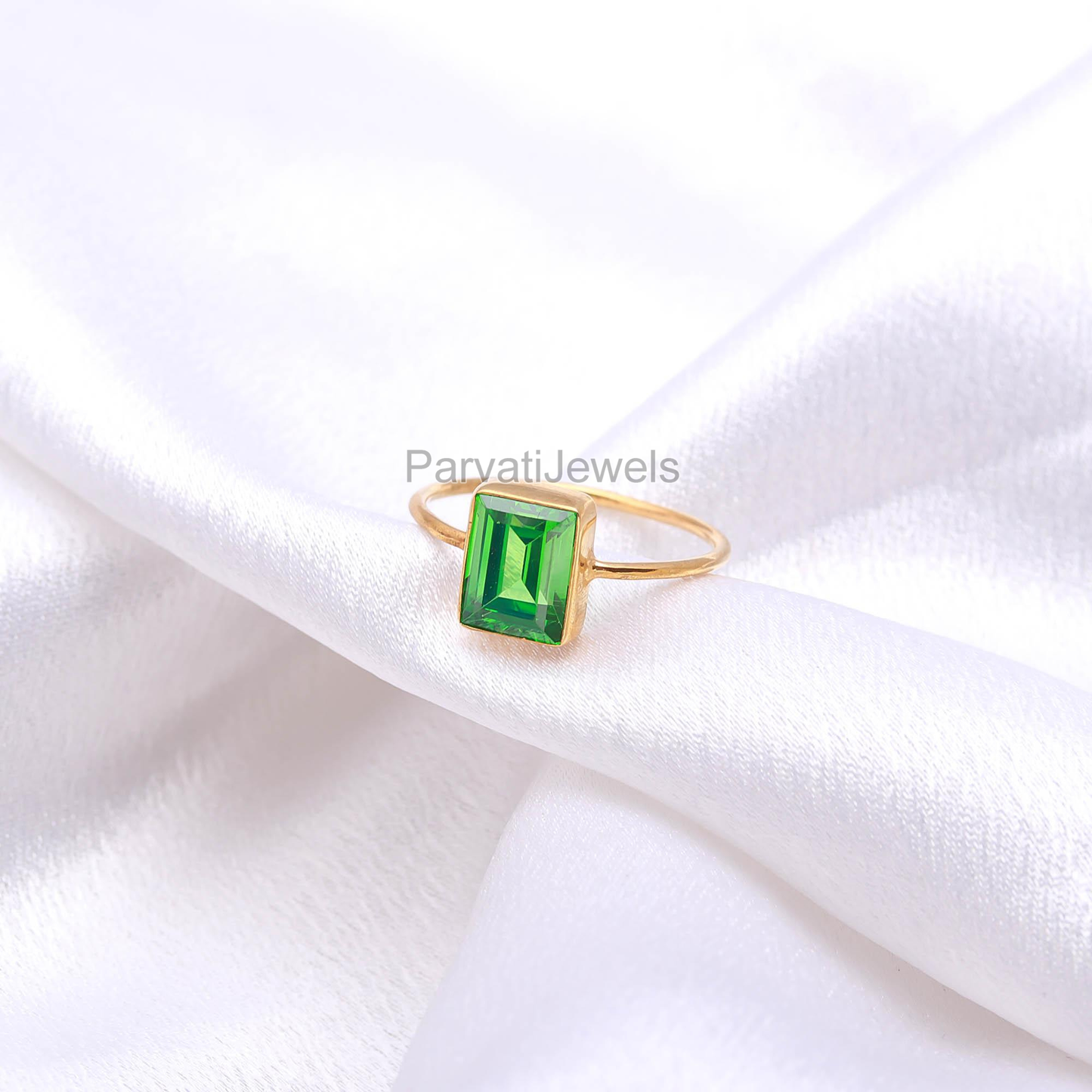 AA Peridot Gold Ring, 18K Solid Gold Ring, Handcrafted Ring, August Birthstone Ring, Gold Jewelry, Thin Gold Ring, Ring for her