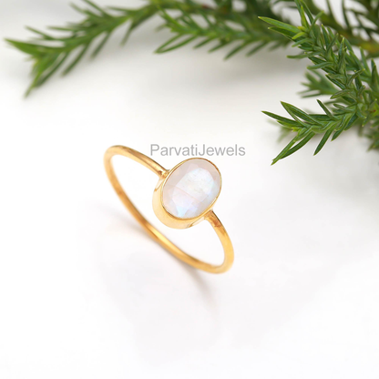 Natural Rainbow Moonstone Gold Ring, 18k Solid Ring, Gift For Her, Handmade Gold Ring, Dainty Gold Ring, Minimalist Gold Ring