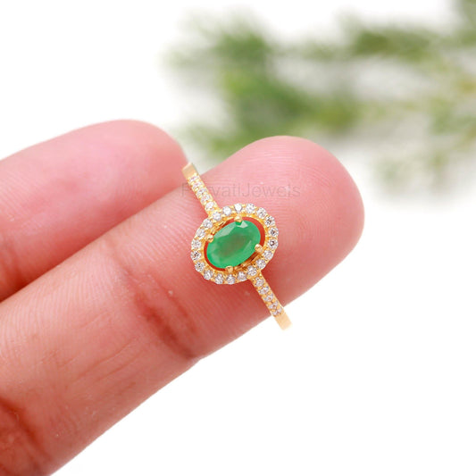 Natural Emerald Gold Ring, 14K Solid Gold Ring, Handcrafted Ring, Dainty Emerald Gold Ring, May Birthstone, Emerald Diamond Ring,