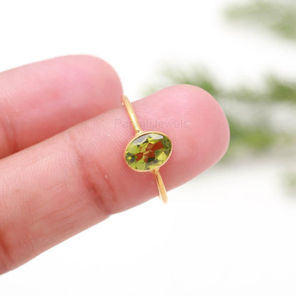 Natural Peridot Oval Shaped Gold Ring, Peridot Gold jewelry, 18K Solid Gold Ring, Handmade Gold Ring, Engagement Ring, Dainty Ring