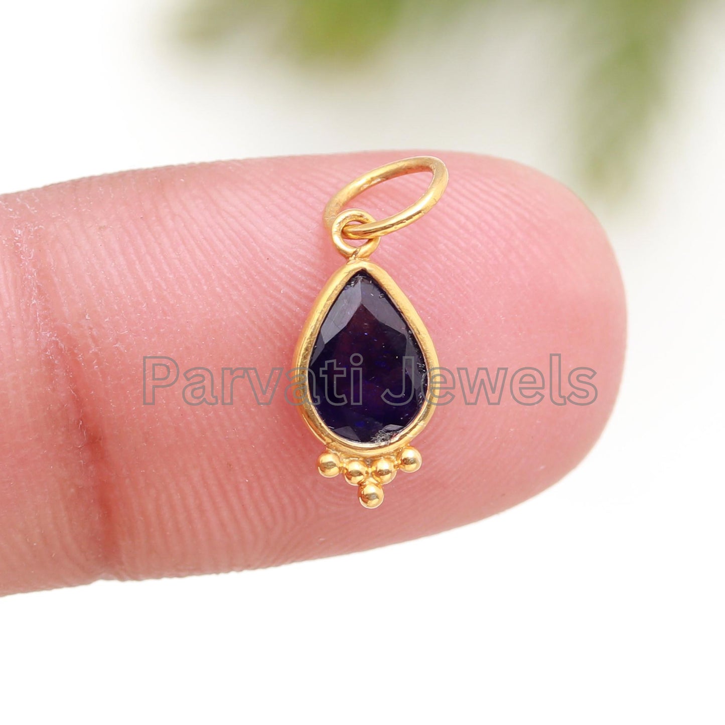 Natural Blue Sapphire Gold Charm Pendant, Sapphire Gold Charm, September Birthstone, Made for gifting, 18K Solid Gold Charm, Gift for her