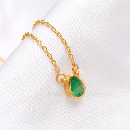 Natural Emerald Necklace, Solid 18k Gold Pendant Necklace, Natural Emerald Gold Necklace, Gold Pendant Necklace, Handmade Gold Necklace