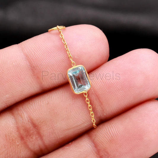 Natural Blue Topaz Charm, 18k Solid Gold Charm, Gold Charm, Blue Topaz Link Chain Charm, Charm Pendant, Charm Necklace, Handmade Gold Charm