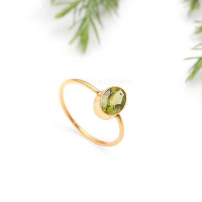 Natural Peridot Oval Shaped Gold Ring, Peridot Gold jewelry, 18K Solid Gold Ring, Handmade Gold Ring, Engagement Ring, Dainty Ring