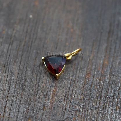 Natura Solid Gold Garnet Charm, 18k Solid Gold Charm, Prong Setting Jewelry, Gold Charm, Charm Pendant, Handmade Gold Charm, Gift for Her