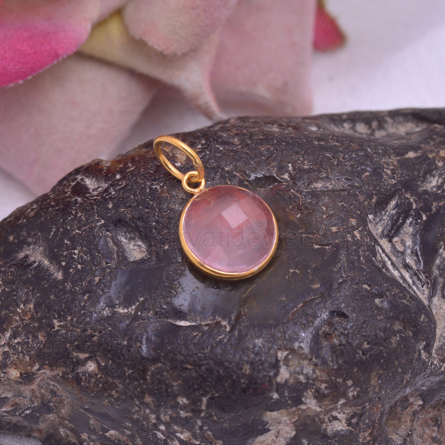 Natural Cherry Quartz Charm, 18k Solid Gold Charm, Cherry Quartz Charm, Solid Gold Charm, Quartz Pendant, Charm Necklace, Handmade Charms
