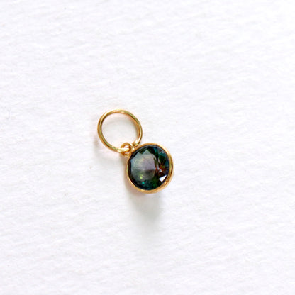 Mystic Topaz Charm, 18k Solid Gold Charm, Mystic Topaz Gold Charm, Gold Charm, Charm Pendant, Charm Necklace, Handmade Gold Charm, Gift For Christmas Charm, Gift For Partywear Charm, Gift For Sister Charm, Gift For Her Charm