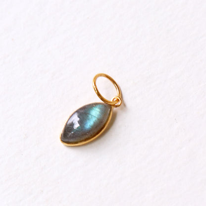 Labradorite Charm, Labradorite 18k Solid Gold Charm, Labradorite Charms, Gold Charm, Charm Pendant, Charm Necklace, Handmade Gold Charm