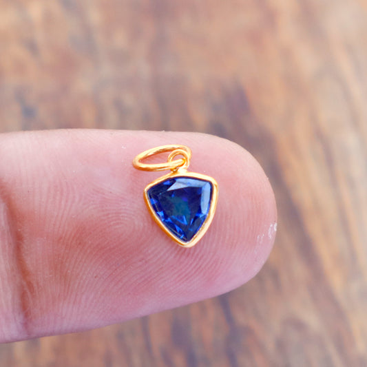 Sapphire Charm, 18k Solid Gold Charm, Lab Created Sapphire Charm, Gold Charm, Charm Pendant, Charm Necklace, Handmade Gold Charm