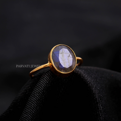 Natural Labradorite Ring in 18K Solid Gold, Handmade Gemstone Statement Ring, Gift for Her