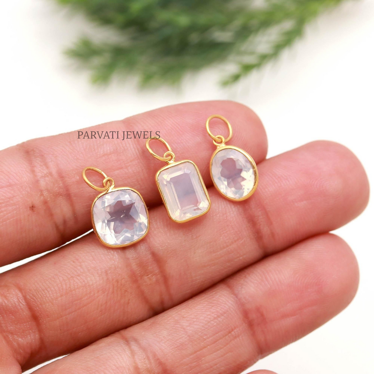 Lavender Quartz Gemstone Pendant, 18K Gold Bezel Charm, Dainty Quartz Jewelry, Birthstone Gift for Her