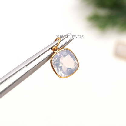 Lavender Quartz Gemstone Pendant, 18K Gold Bezel Charm, Dainty Quartz Jewelry, Birthstone Gift for Her
