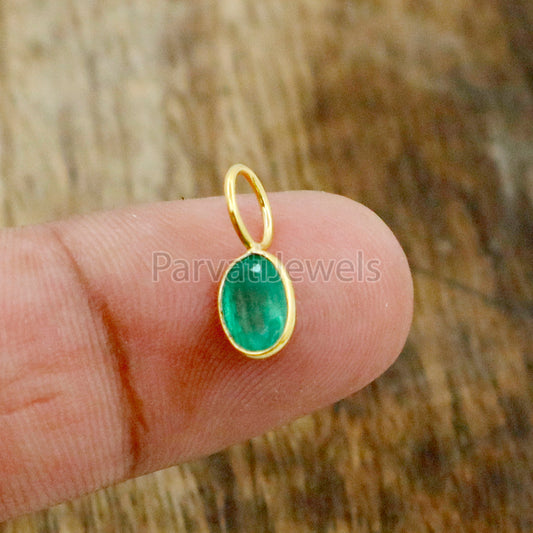 Emerald Charm, 18k Solid Gold Charm, Natural Emerald Charm, Gold Charm, Charm Pendant, Charm Necklace, Handmade Gold Charm