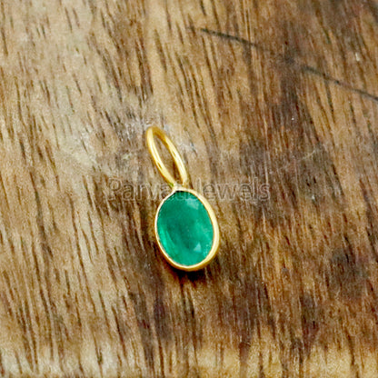Emerald Charm, 18k Solid Gold Charm, Natural Emerald Charm, Gold Charm, Charm Pendant, Charm Necklace, Handmade Gold Charm