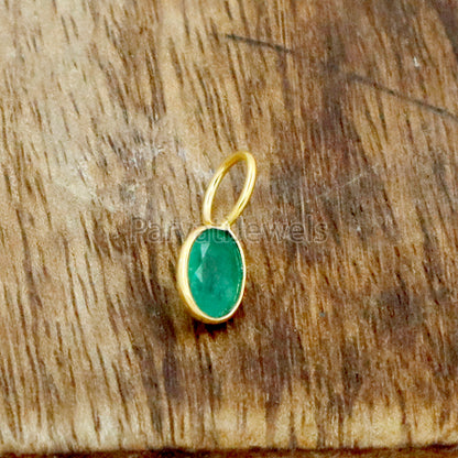 Emerald Charm, 18k Solid Gold Charm, Natural Emerald Charm, Gold Charm, Charm Pendant, Charm Necklace, Handmade Gold Charm