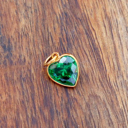 Heart Emerald Charm, 18k Solid Gold Charm, Lab Created Emerald Charm, Emerald Gold Charm, Charm Pendant, Charm Necklace, Handmade Gold Charm