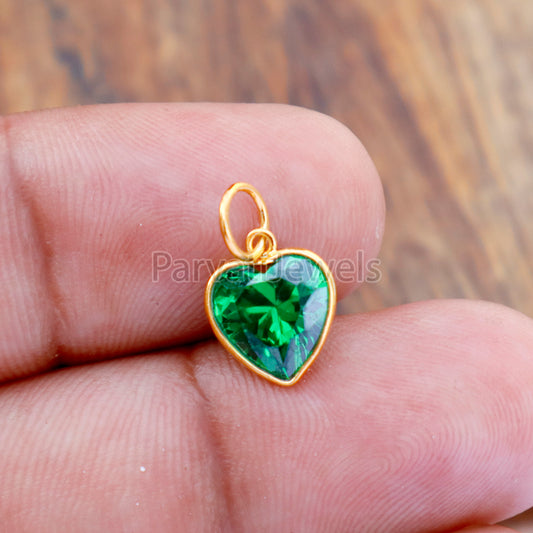 Heart Emerald Charm, 18k Solid Gold Charm, Lab Created Emerald Charm, Emerald Gold Charm, Charm Pendant, Charm Necklace, Handmade Gold Charm