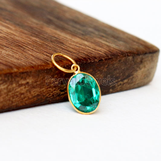 Emerald Charm, 18k Solid Gold Charm, Lab Created Emerald Charm, Emerald Solid Gold Charm, Charm Pendant, Charm Necklace, Handmade Gold Charm