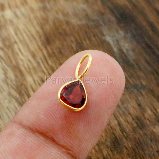 Garnet Charm, 18k Solid Gold Charm, Natural Garnet Charm, Gold Charm, Charm Pendant, Charm Necklace, Handmade Gold Charm