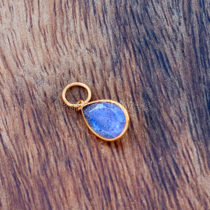 Faceted Labradorite Charm, Labradorite 18k Solid Gold Charm, Labradorite Charms, Gold Charm, Charm Pendant, Charm Necklace, Handmade Charm