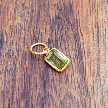 Peridot Charm, 18k Solid Gold Charm, Natural Peridot Charm, Gold Charm, Charm Pendant, Charm Necklace, Handmade Gold Charm, Gift for Her