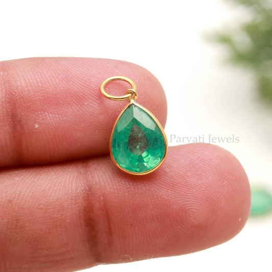 18KT Gold Emerald Pear Pendant, Minimalist Fine Jewelry, Dainty Gift for Her