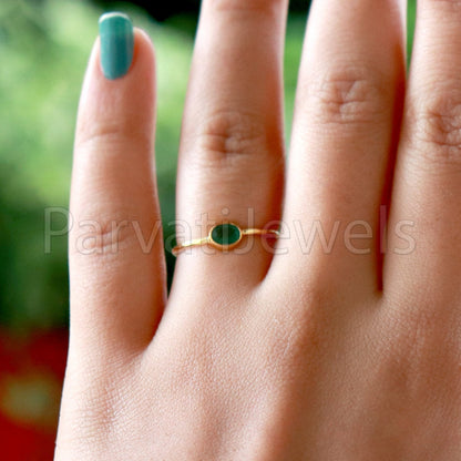 Natural Emerald Ring, Emerald Gold Ring, 18k Solid Gold Ring, Handmade Gold Ring, Emerald Engagement Ring, Wedding Ring, Hammered Gold Ring