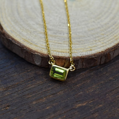 Double Lock Style Natural Peridot 18k Solid Gold Charm Necklace Jewelry, Peridot Charm Necklace, 18K Solid Gold Necklace, Gold Necklace