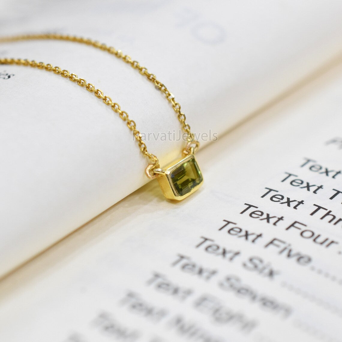 Double Lock Style Natural Peridot 18k Solid Gold Charm Necklace Jewelry, Peridot Charm Necklace, 18K Solid Gold Necklace, Gold Necklace