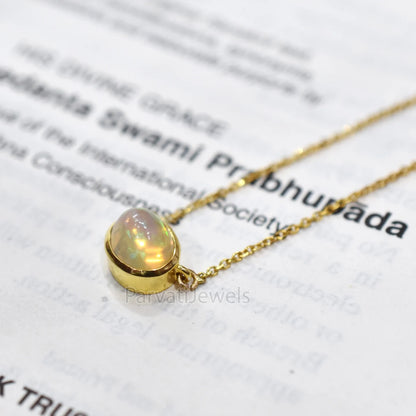 Natural Fire Opal 18k Solid Gold Charm Necklace Jewelry, Oval Shape Opal Charm Necklace, 18K Solid Gold Necklace, October Birthstone Jewelry