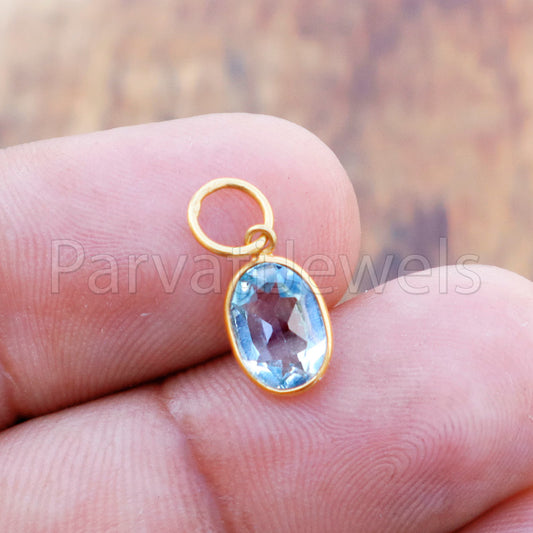 Blue Topaz Charm, 18k Solid Gold Charm, Natural Blue Topaz Charm, Gold Charm, Charm Pendant, Charm Necklace, Handmade Gold Charm