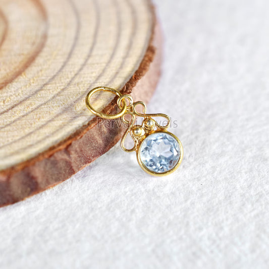 Beautiful Blue Topaz Charm, 18k Solid Gold Charm, Gold Charm, Charm Pendant, Natural Blue Topaz Charm, Charm Necklace, Handmade Gold Charm