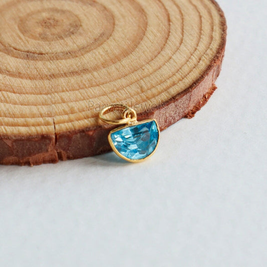 Solid Gold Blue Topaz Square Shape Charm Pendant, 18K Solid Gold Blue Topaz Charm, Minimalist Charm Pendant, Gold Charm, Gift Jewelry (Copy)