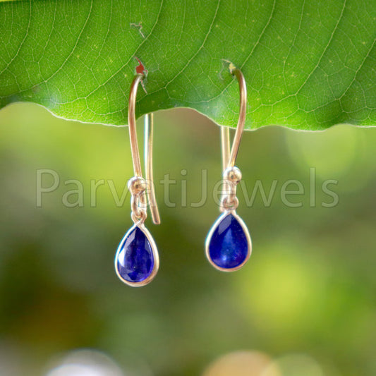 Natural Blue Saphhire dangle Earring, Dangle Earring, Blue Sapphire Earring, Minimalist Dangle Earring, Solid 18K Gold Earring, Gift for her