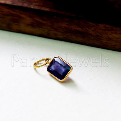 Sapphire Charm, 18k Solid Gold Charm, Natural Sapphire Charm, Gold Charm, Charm Pendant, Charm Necklace, Handmade Gold Charm