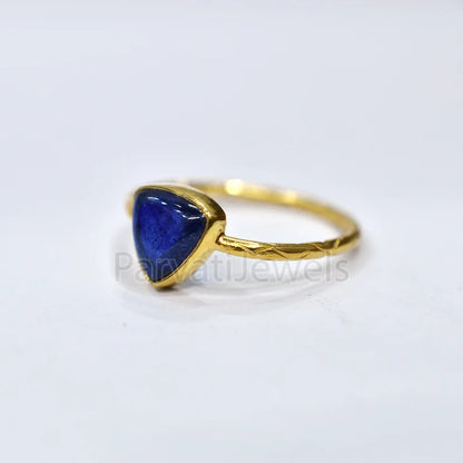 Natural Blue Sapphire Trillion Shape Gold Ring, 14K & 18k Sapphire Gold Ring, Gold Ring, Engagement ring, Solid Gold Ring, Sapphire Ring