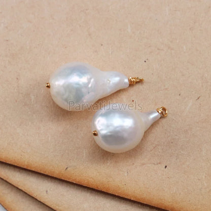 Natural Baruch Pearl Charm, 18k Solid Gold Charm, Pearl Charm, Pearl Charm Pendant, Handmade Gold Charm