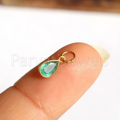 Emerald Charm, 18k Solid Gold Charm, Natural Emerald Charm, Gold Charm, Charm Pendant, Charm Necklace, Handmade Gold Charm