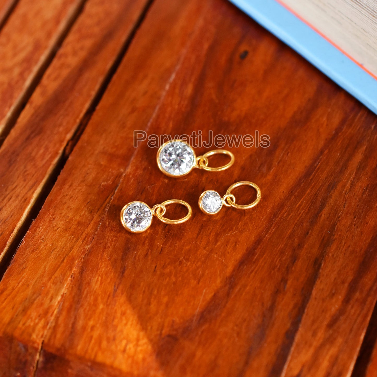 Natural Moissanite Charm, 18k Solid Gold Charm, AA Moissanite Charm, Gold Charm, Charm Pendant, Birthstone Gold Charm, Handmade Gold Charm
